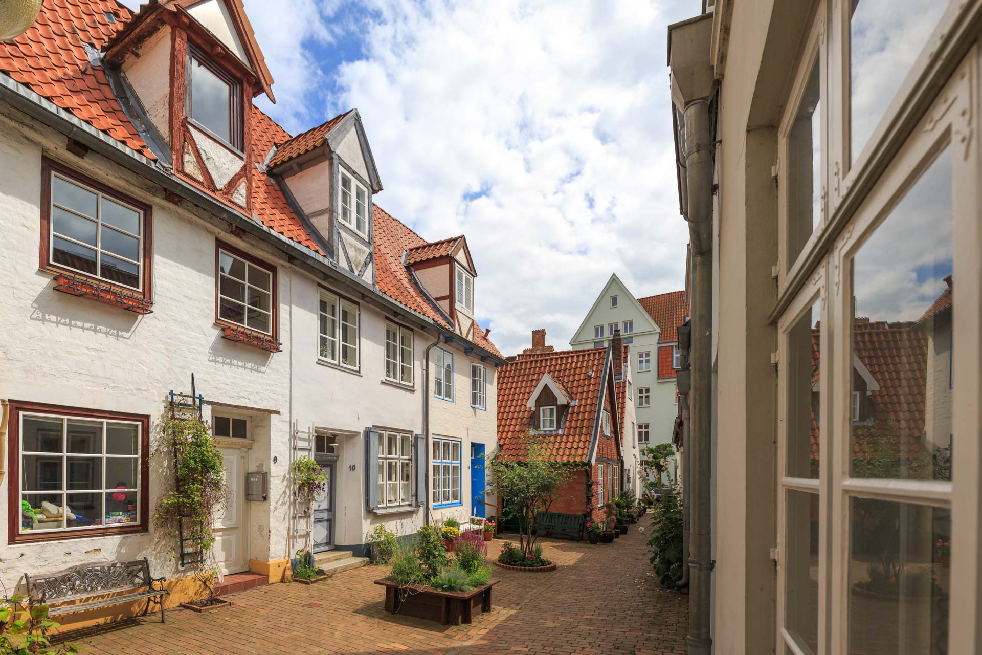 BK160711 5746 BK160711 5751 6 images